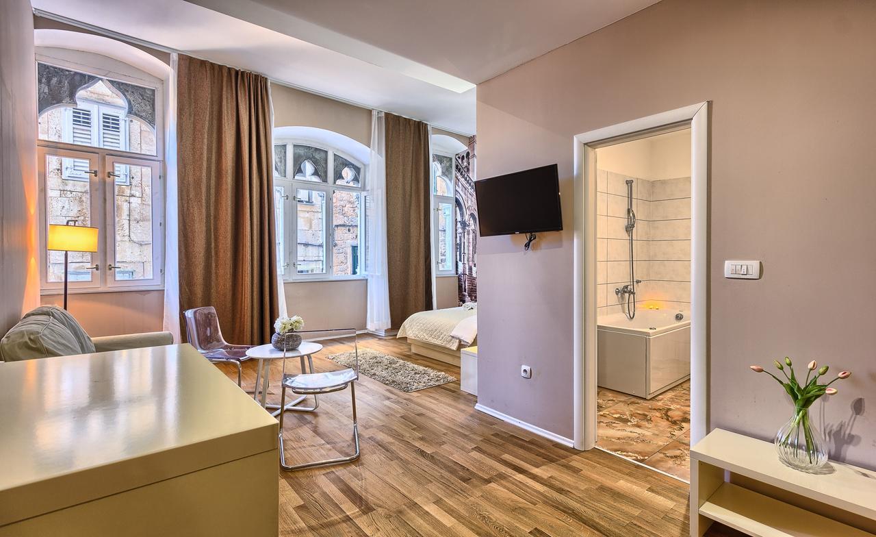 Split Urban Rooms Ii**** Bagian luar foto
