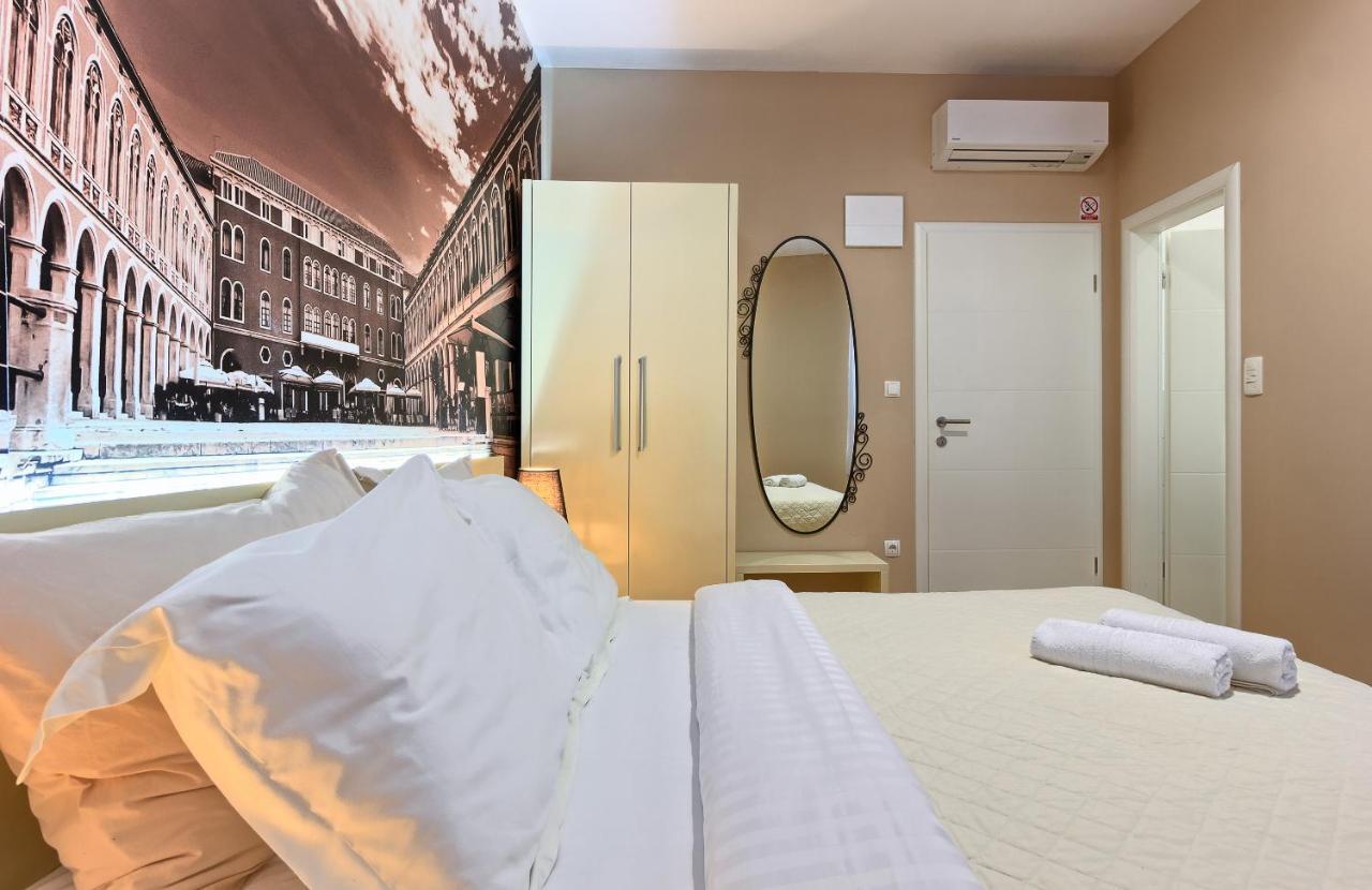 Split Urban Rooms Ii**** Bagian luar foto