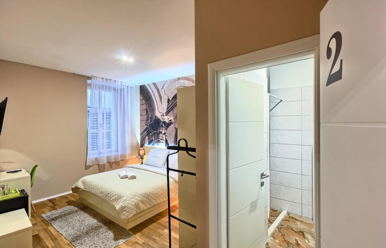 Split Urban Rooms Ii**** Bagian luar foto